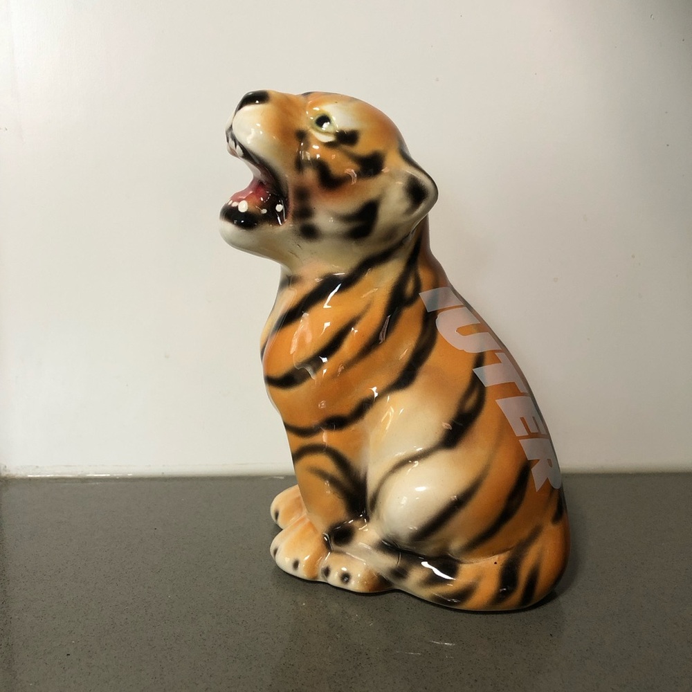 Italian Streetwear Brand Iuter Ceramic Tiger 2017